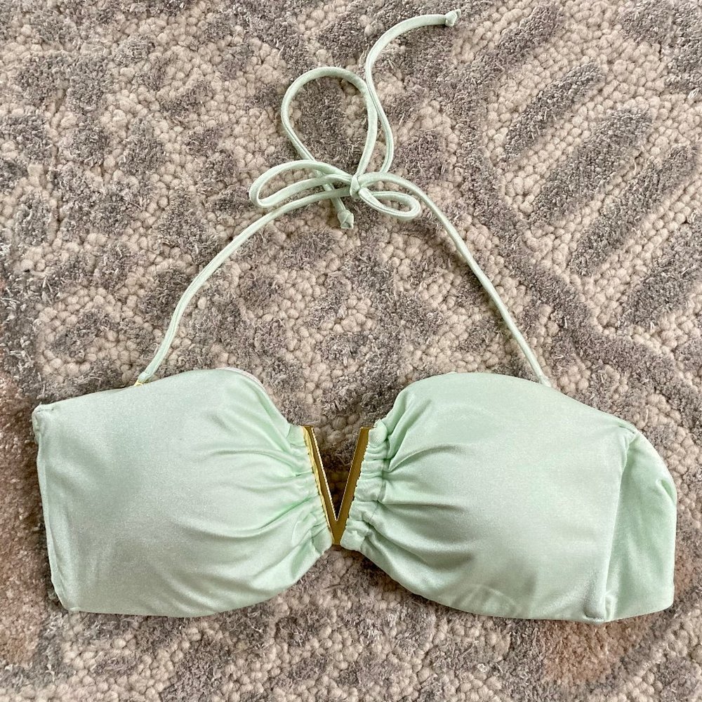 *NEVER WORN* VS Bikini Top